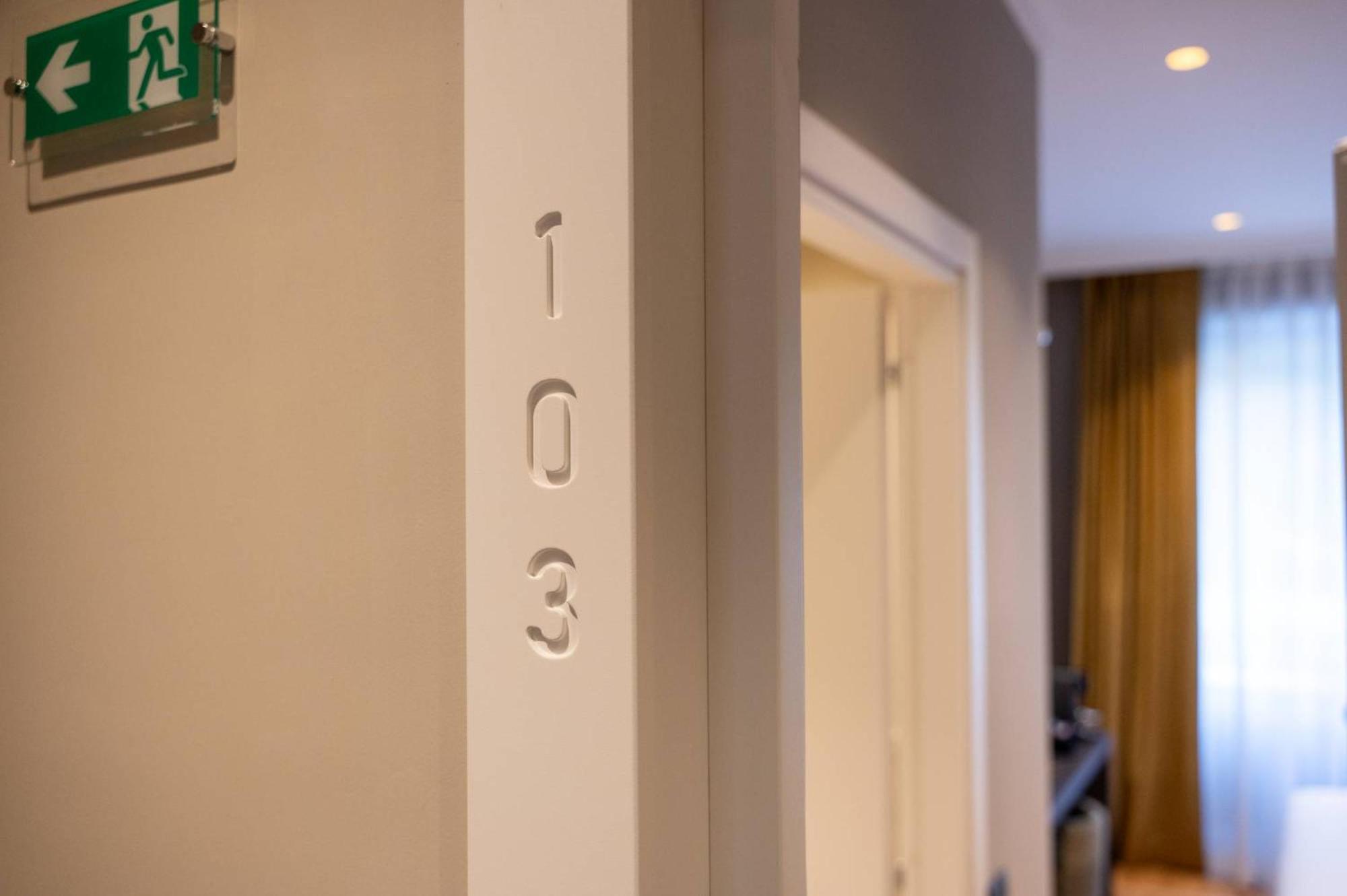 Domus 213 Guest House ローマ エクステリア 写真